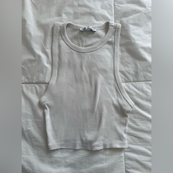 Zara Basic Rib Tank Top - Picture 2 of 4